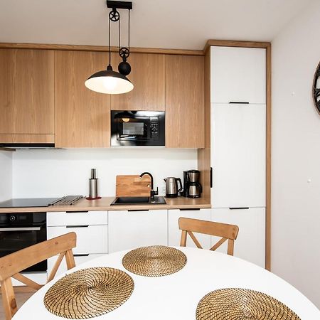 Apartament Marino Apartman Ustronie Morskie Kültér fotó